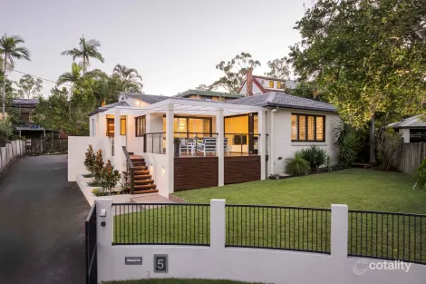 Property photo of 5 Sylvania Court Kenmore QLD 4069