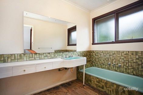 Property photo of 24 Gabriella Court Ringwood North VIC 3134