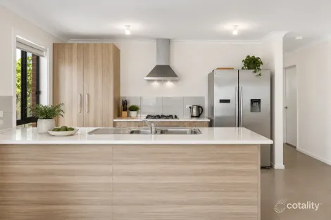 Property photo of 85 James Melrose Drive Brookfield VIC 3338