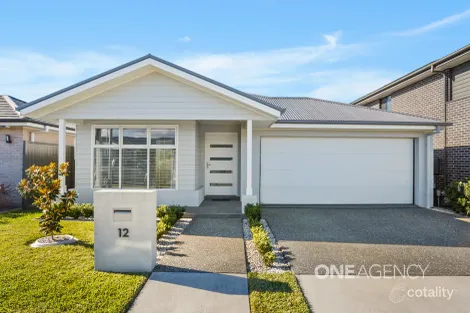 12 Bushranger Pde, Calderwood, NSW 2527