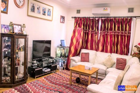 Property photo of 30 Harwood Street Seven Hills NSW 2147