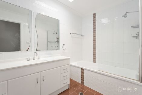 Property photo of 74 Hillside Drive Albion Park NSW 2527