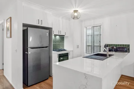 Property photo of 34 Estuary Boulevard Leopold VIC 3224