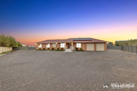 Property photo of 15 Connemarra Circuit Melton VIC 3337