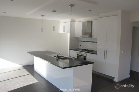 Property photo of 2/15 Penleigh Crescent Ocean Grove VIC 3226