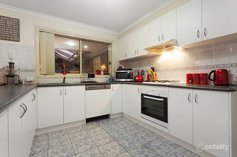 Property photo of 2 Lisa Beth Mews Skye VIC 3977