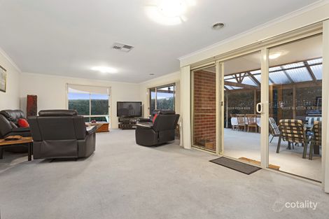 Property photo of 2 Lisa Beth Mews Skye VIC 3977