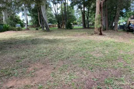 16 Arthur St, Macleay Island, QLD 4184