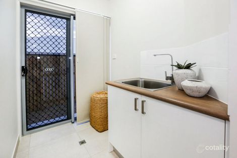 Property photo of 3 Mesa Circuit Cosgrove QLD 4818