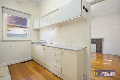 Property photo of 154 Violet Street Bendigo VIC 3550