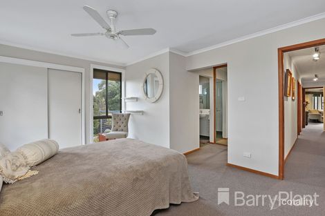 Property photo of 1 Lambhill Crescent Highton VIC 3216