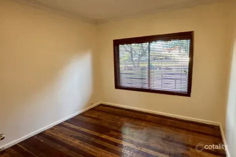 Property photo of 37 Fields Road Macquarie Fields NSW 2564