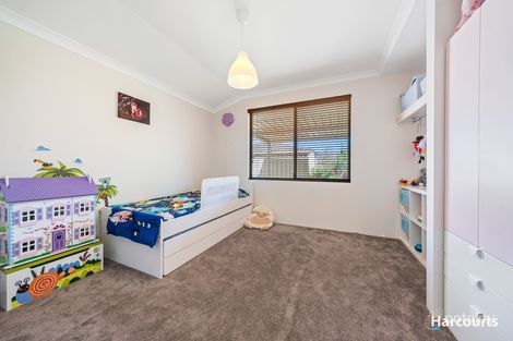 Property photo of 5 Sheldon Way Hocking WA 6065