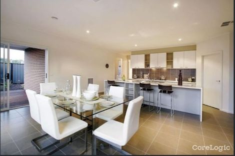 Property photo of 3 Nottingham Close Craigieburn VIC 3064