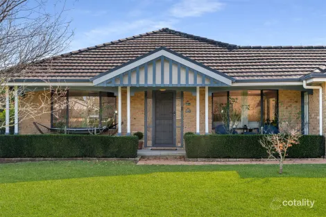 Property photo of 14 Matavia Place Bowral NSW 2576