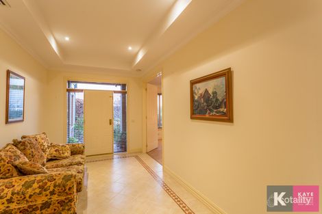 Property photo of 8 Canning Drive Berwick VIC 3806