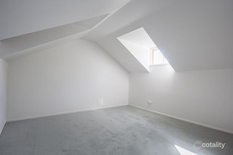 Property photo of 2/400 Upper Cornwall Street Coorparoo QLD 4151