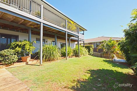 Property photo of 5 Widgee Avenue Banora Point NSW 2486