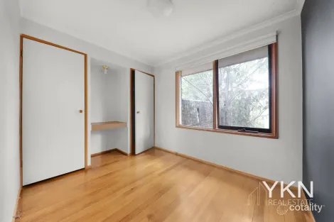 Property photo of 77 Derrimut Road Werribee VIC 3030