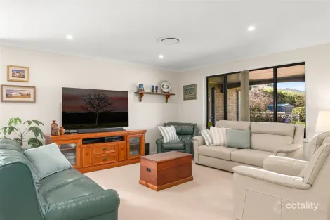 Property photo of 14 Matavia Place Bowral NSW 2576
