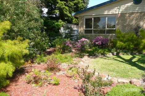 8 Camborne Ave, Mount Eliza, VIC 3930