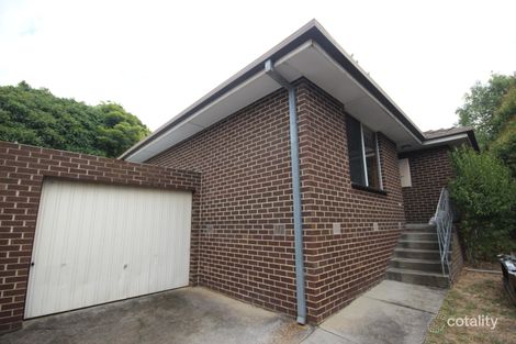 2/1 Lusk Dr, Vermont, VIC 3133