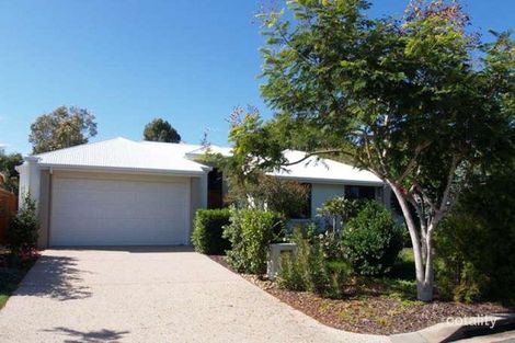 2 Pampling Pl, Twin Waters, QLD 4564