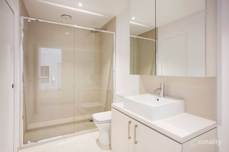 Property photo of 202/61 Lees Street McKinnon VIC 3204