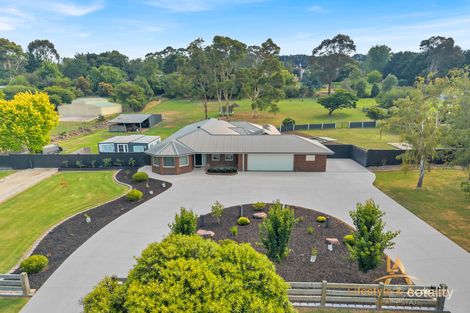 5 Nottingham Ct, Drouin, VIC 3818
