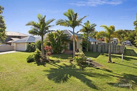 1 Blue Gum Ct, Coolum Beach, QLD 4573