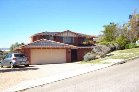 Property photo of 4 Bunter Court Leeming WA 6149
