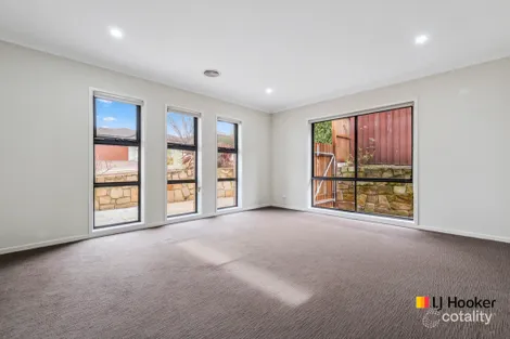 Property photo of 20 Bott Crescent Casey ACT 2913
