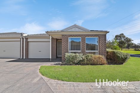 Property photo of 10/5 Melissa Way Pakenham VIC 3810