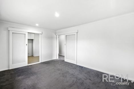 Property photo of 1/23 Kinross Street Hampton East VIC 3188