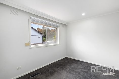 Property photo of 1/23 Kinross Street Hampton East VIC 3188