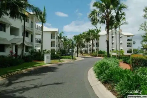 16/8-14 Munro Tce, Mooroobool, QLD 4870