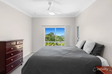 Property photo of 21 Darkin Close Smithfield QLD 4878