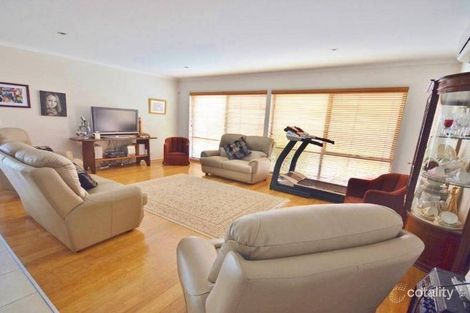 Property photo of 18 Heather Grove Inverloch VIC 3996