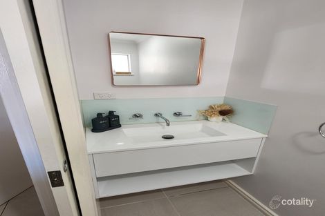 Property photo of 4 Kestral Way Bulgarra WA 6714