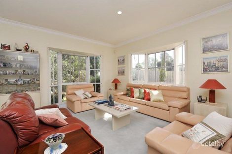 Property photo of 1/17 Hillside Parade Glen Iris VIC 3146