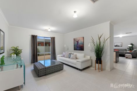 Property photo of 1 Cooba Drive Epsom VIC 3551