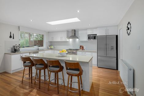 Property photo of 32 Acheron Crescent Eltham North VIC 3095