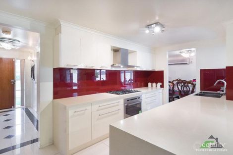 Property photo of 71 Elstar Road Narre Warren VIC 3805