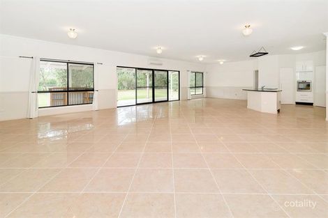 Property photo of 36A Highfields Road Highfields QLD 4352