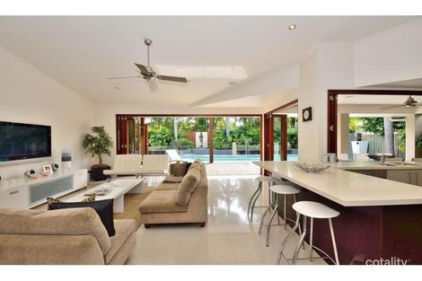 Property photo of 36 Waterside Court Noosaville QLD 4566