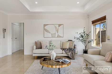 Property photo of 6 Coralvine Grange Stirling WA 6021