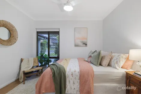 Property photo of 22 Balnaves Place Mitchelton QLD 4053