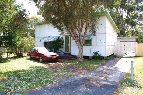 Property photo of 5 Dalnott Road Gorokan NSW 2263