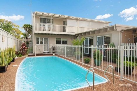 Property photo of 67 Kerry Crescent Berkeley Vale NSW 2261