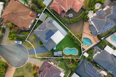 Property photo of 6 Winchcombe Court Carindale QLD 4152